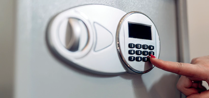 Jewelry Safe Cracking in La Habra, California